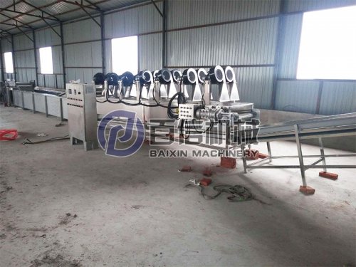 脫水蔬菜加工生產(chǎn)線(xiàn)安裝調(diào)試中